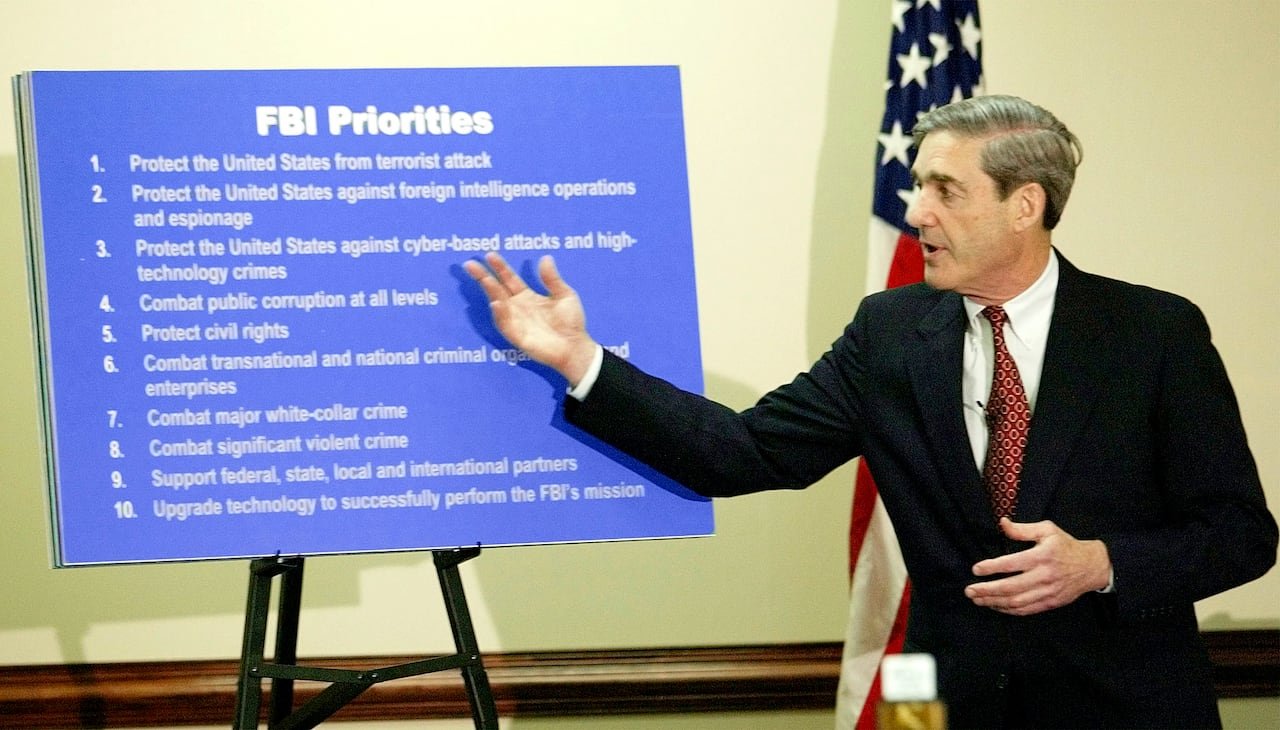 FBI Director Robert Mueller addressing media