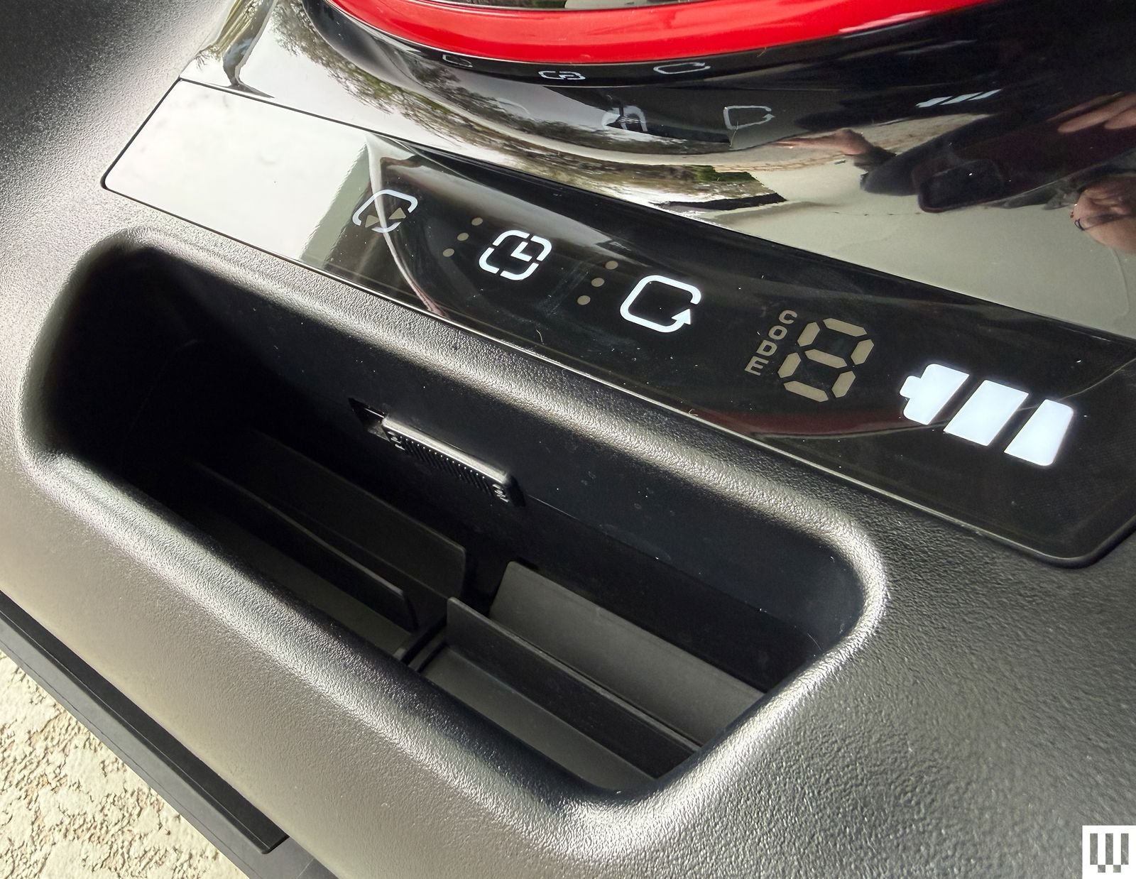 iGarden M1 Pro Max control panel