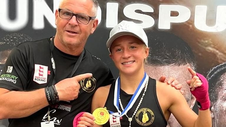 Shaun Weeks coaching Ruby white