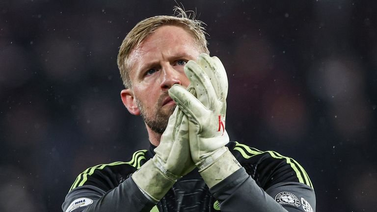 kasper Schmeichel applauding fans during a match at Tynecastle park