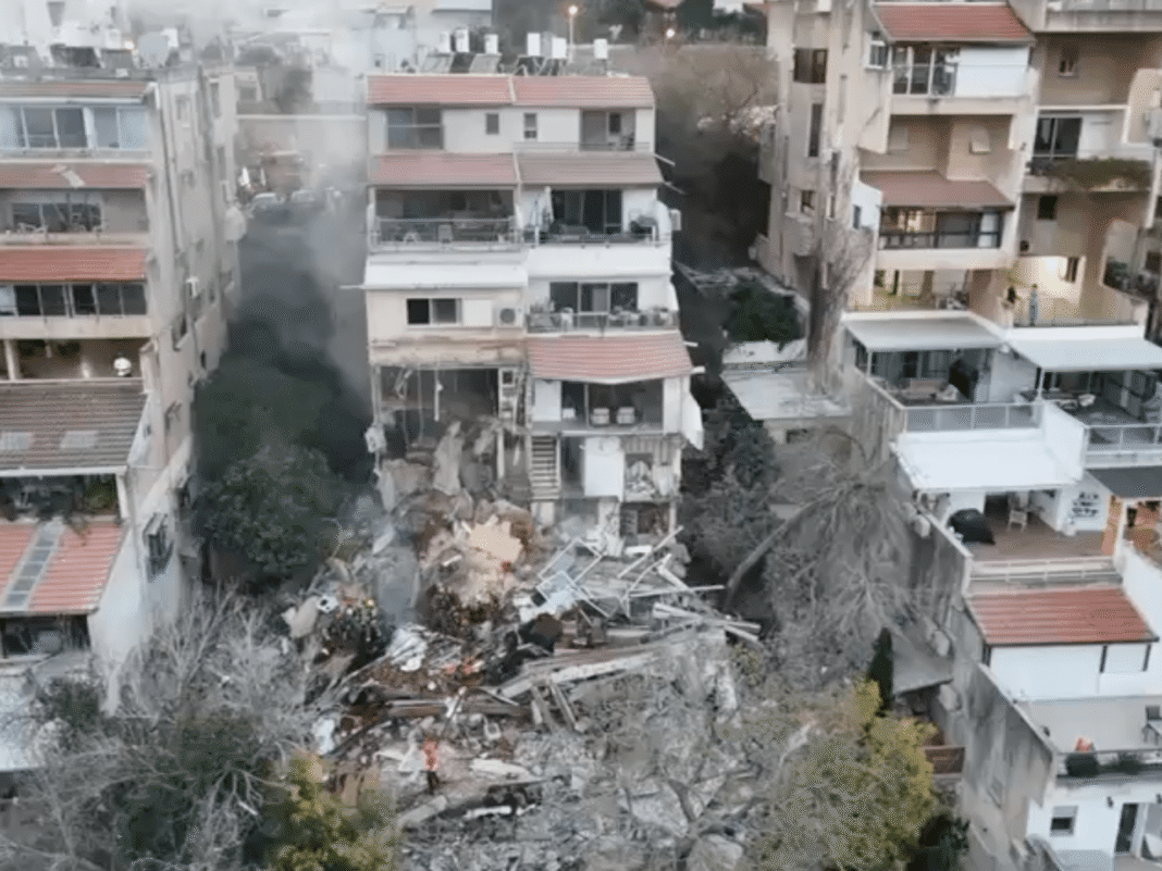 Shocking Footage Captures Iranian Missile Striking Residential Building in Haifa