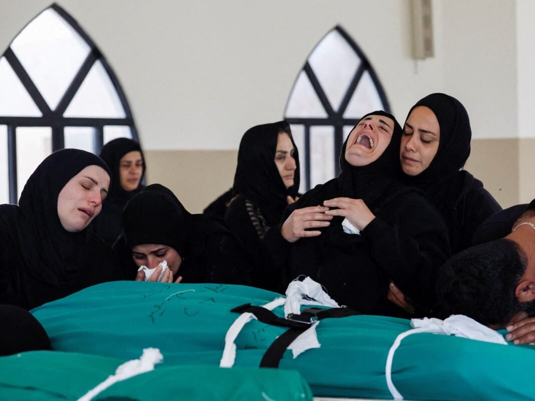 US Military Draws a Line: Vows to Block Iranian Ships in Crucial Strait of Hormuz