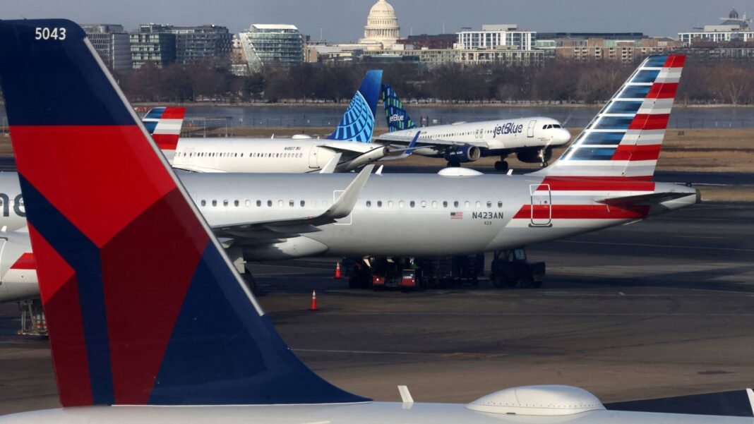 Lawmaker Calls Out Airline CEOs: Slash Fares Now That Fuel Costs Are Falling!