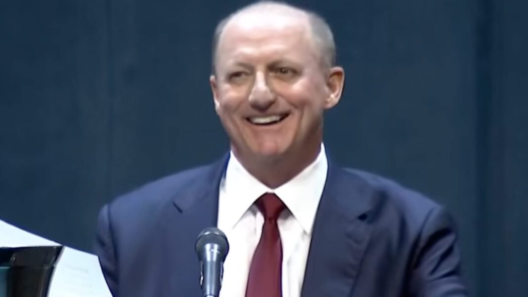 Greg Abel earns solid scorecard from Berkshire shareholders after first annual meeting
