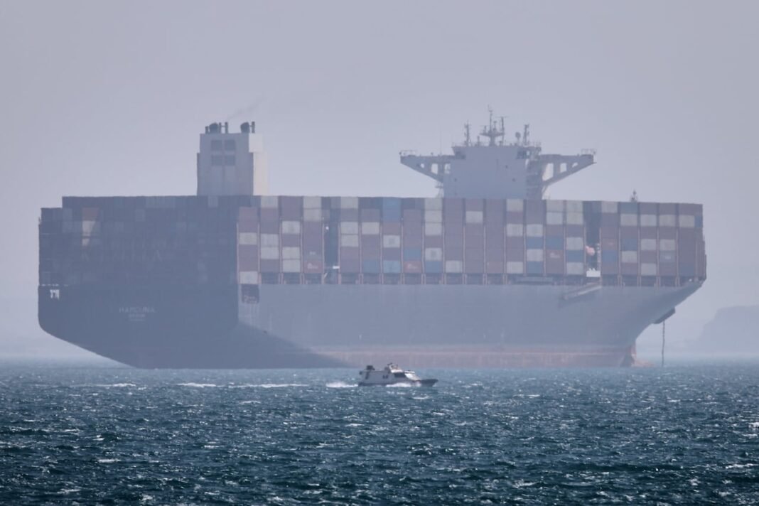 U.S. says it intercepted Iranian attacks on 3 navy ships in Strait of Hormuz