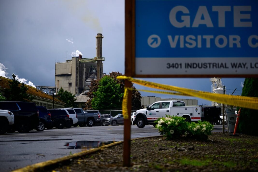 1 dead, 9 missing in wake of chemical tank implosion at U.S. paper mill