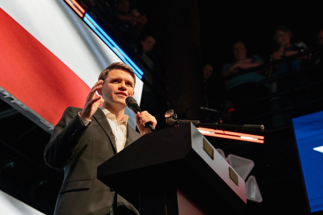 Inside the GOP’s Smear Campaign Against James Talarico: A Disturbing Echo of Toxic Incel Tactics