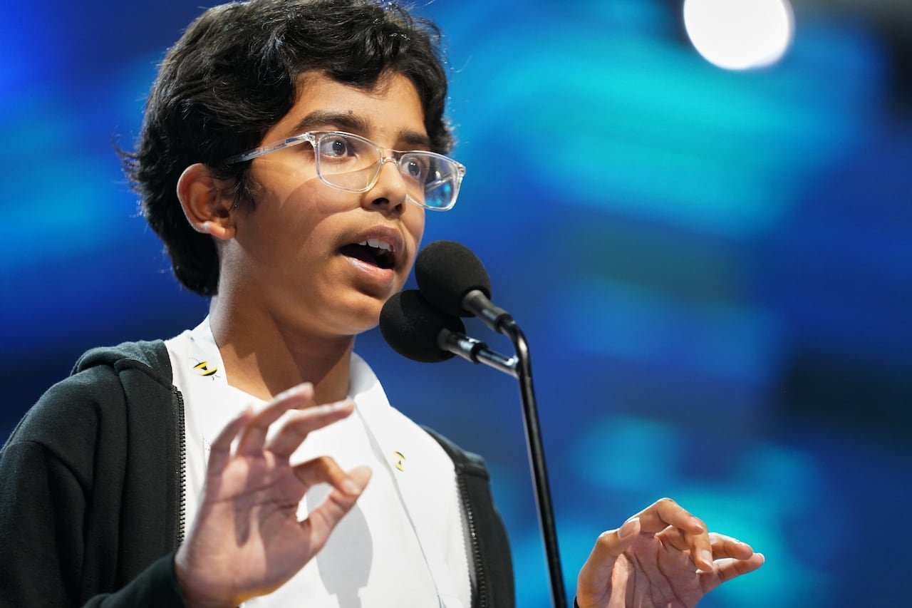 Speller concentrating during final round