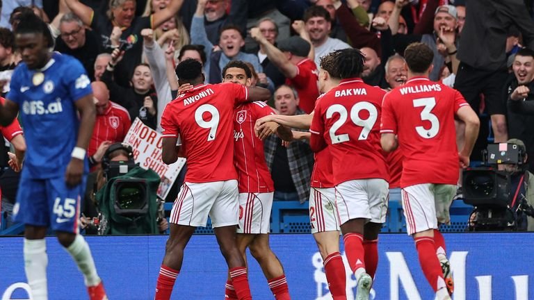 Nottingham Forest striker Taiwo Awoniyi celebrating