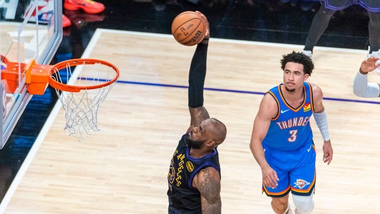 LeBron James dunks against Oklahoma City Thunder during Game four