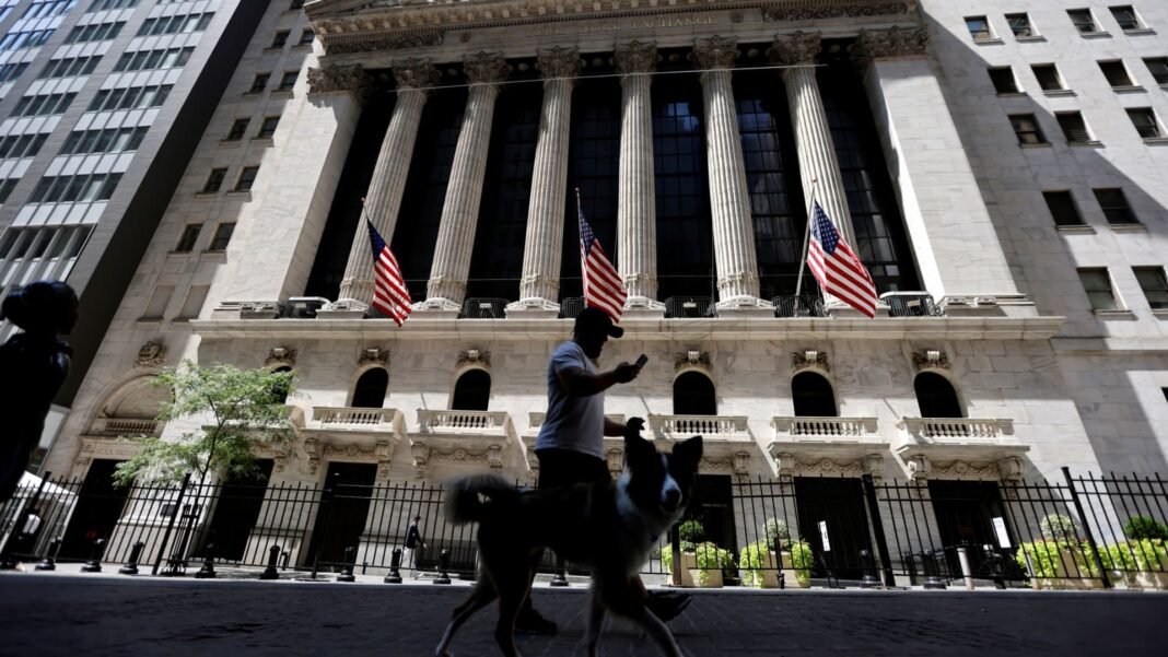 The Stock Market Just Repeated the Chilling Patterns of the 2000 Dotcom Bubble Crash