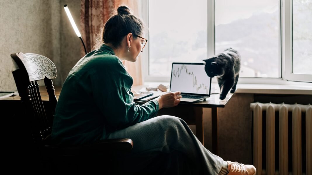 Uncovering the Hidden Risks of Remote Work for Gen Z: Harvard Professor’s Guide to Thriving in the New Era