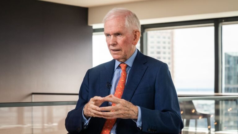Jeremy Grantham Sounds the Alarm: “We’re Experiencing the Most Overpriced Market in American History