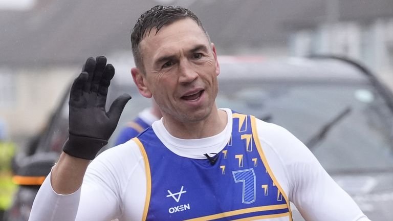 Kevin Sinfield running through rain during endurance challenge