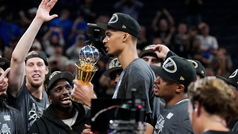 Victor Wembanyama aiming for sixth NBA title with Spurs