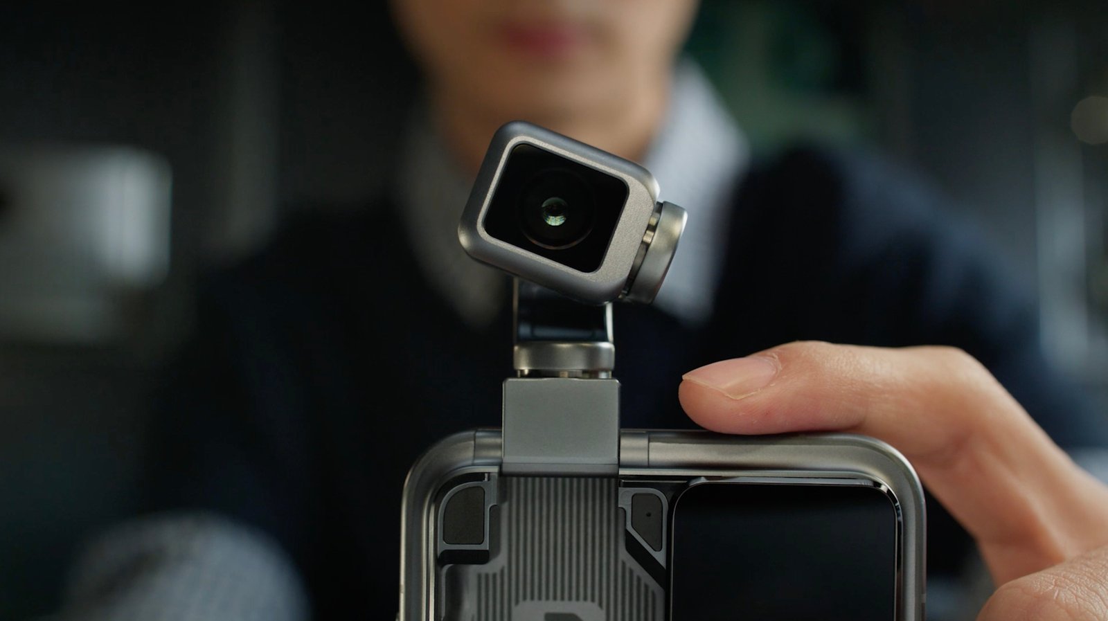 Honor robot Phone with Movable Camera