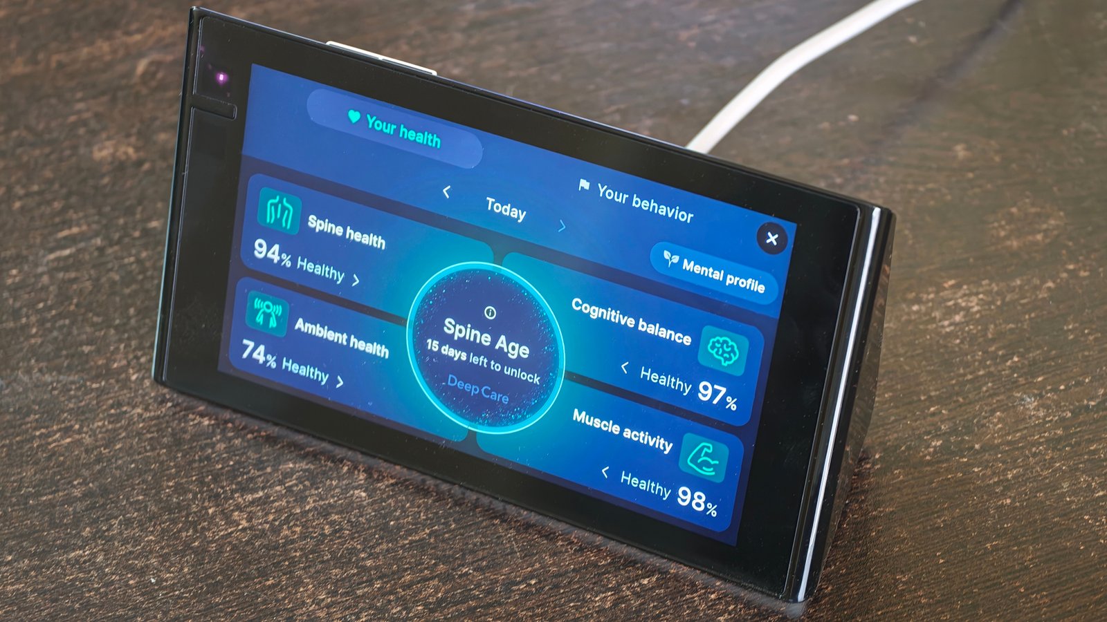 Close-up view of isa's screen displaying hydration tracking widget