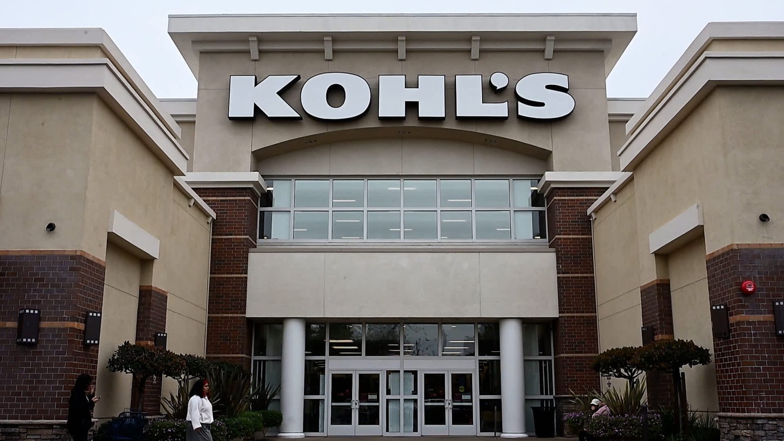 inside the rise and fall of Kohl's